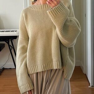 James Street Co Blake Mohair Sweater in Green size Medium